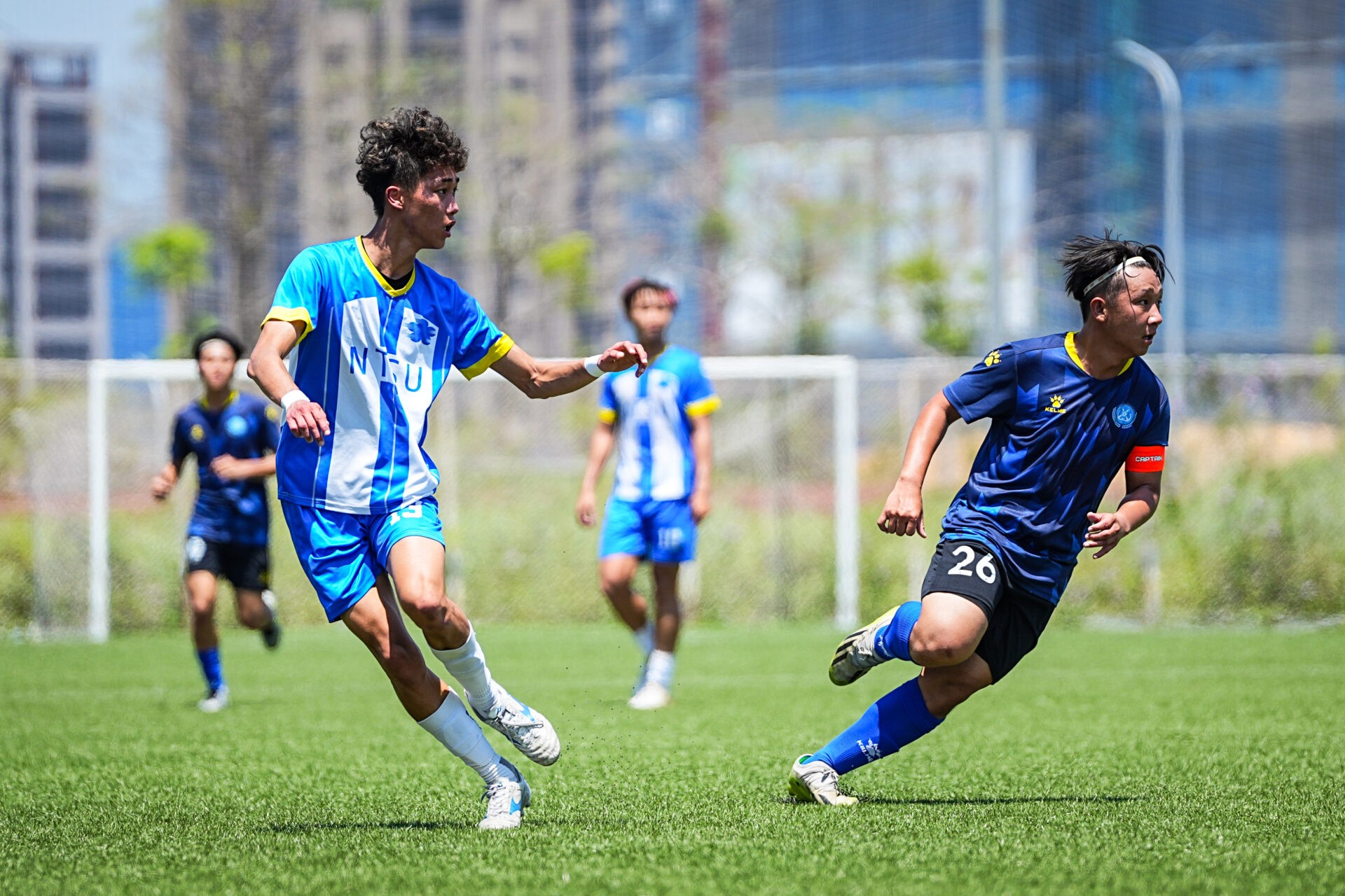 记者：梅西不考虑以球员身份回巴萨，若回归会是担任管理职务