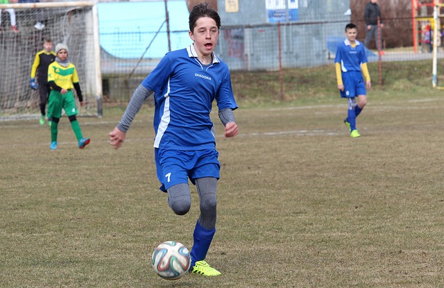 利物浦考察法甲中卫雅凯，科纳特或离队